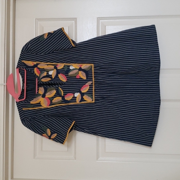 Madewell Tops - Madewell Embroidered Short Sleeve Blouse
